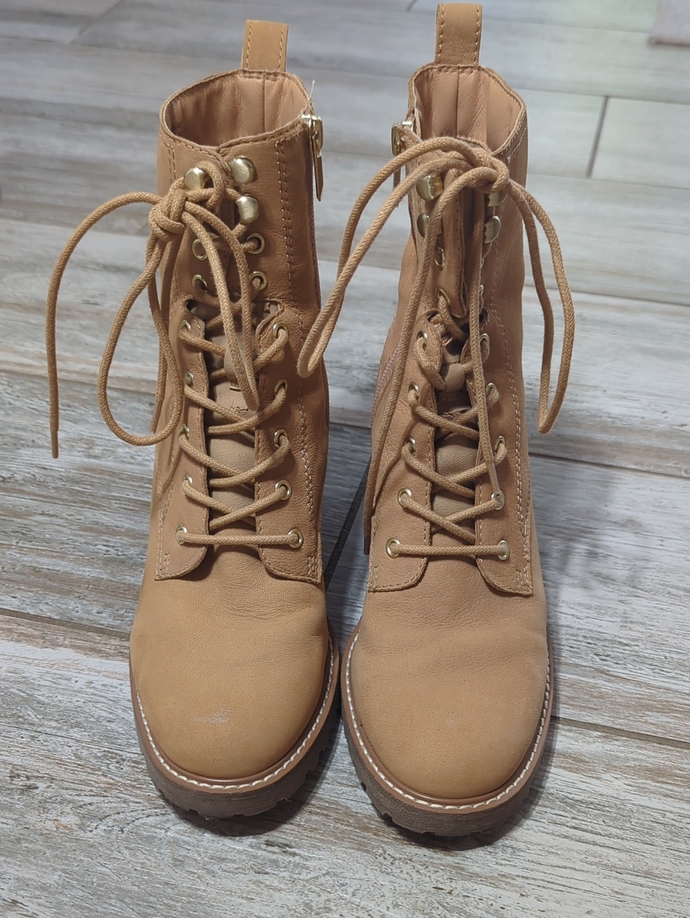 Crown Vintage Yuliana Lug Sole Combat Boots Tan Size 9 Stacked Heel - Picture 3 of 11